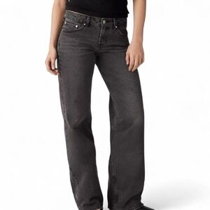 Levi's low loose women’s jeans in black